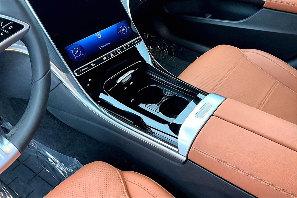 Thumbnail: 2026 Mercedes-Benz C-Class - 15
