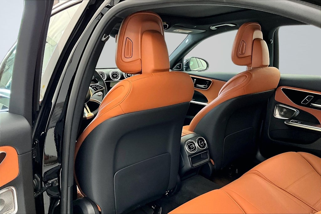 Thumbnail: 2026 Mercedes-Benz C-Class - 12