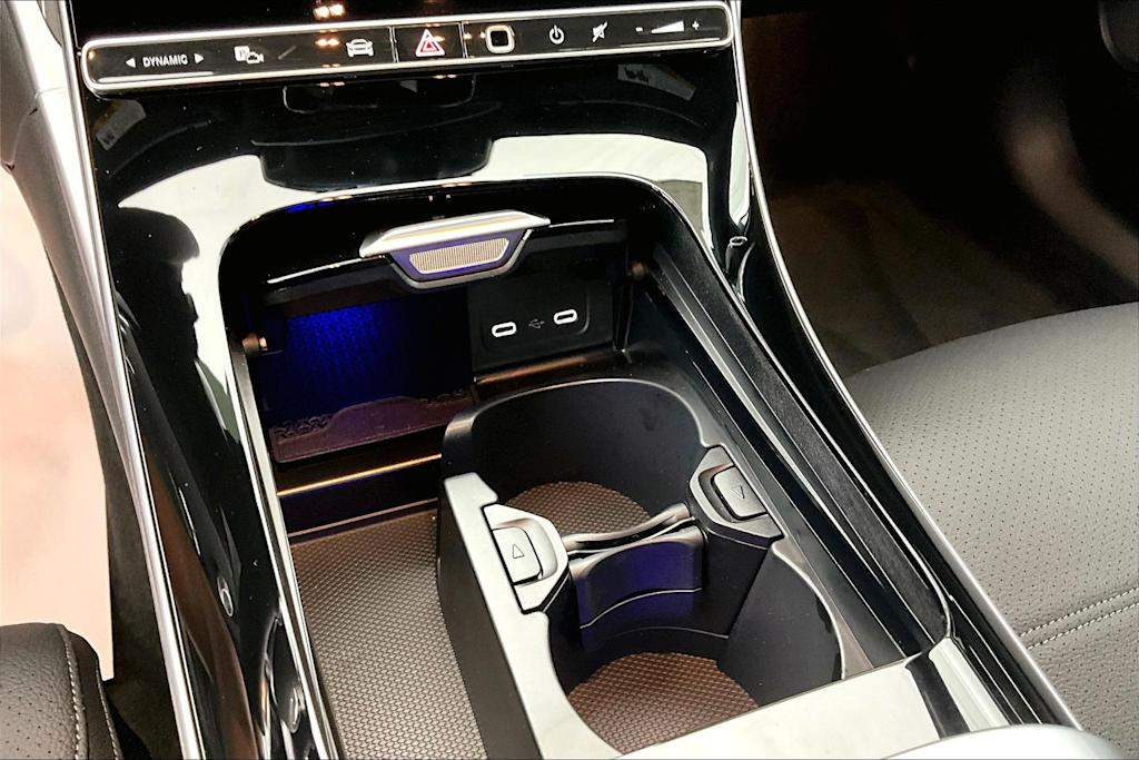 Thumbnail: 2026 Mercedes-Benz C-Class - 24