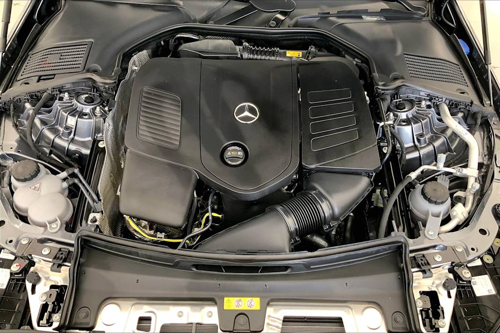 Thumbnail: 2025 Mercedes-Benz C-Class - 8