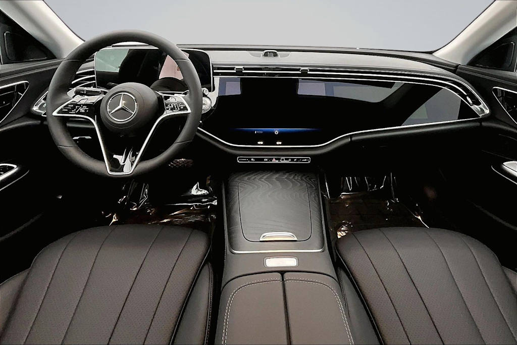 Thumbnail: 2026 Mercedes-Benz E-Class - 10