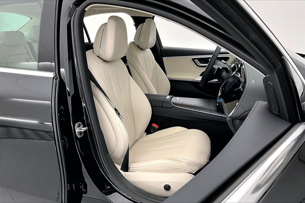 Thumbnail: 2026 Mercedes-Benz E-Class - 20