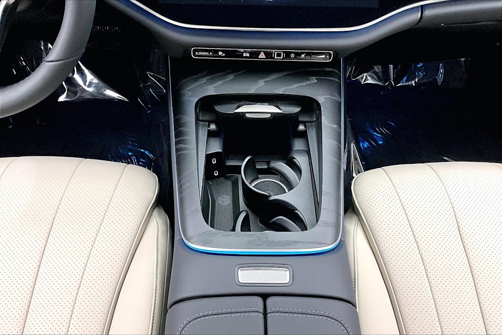 Thumbnail: 2026 Mercedes-Benz E-Class - 15