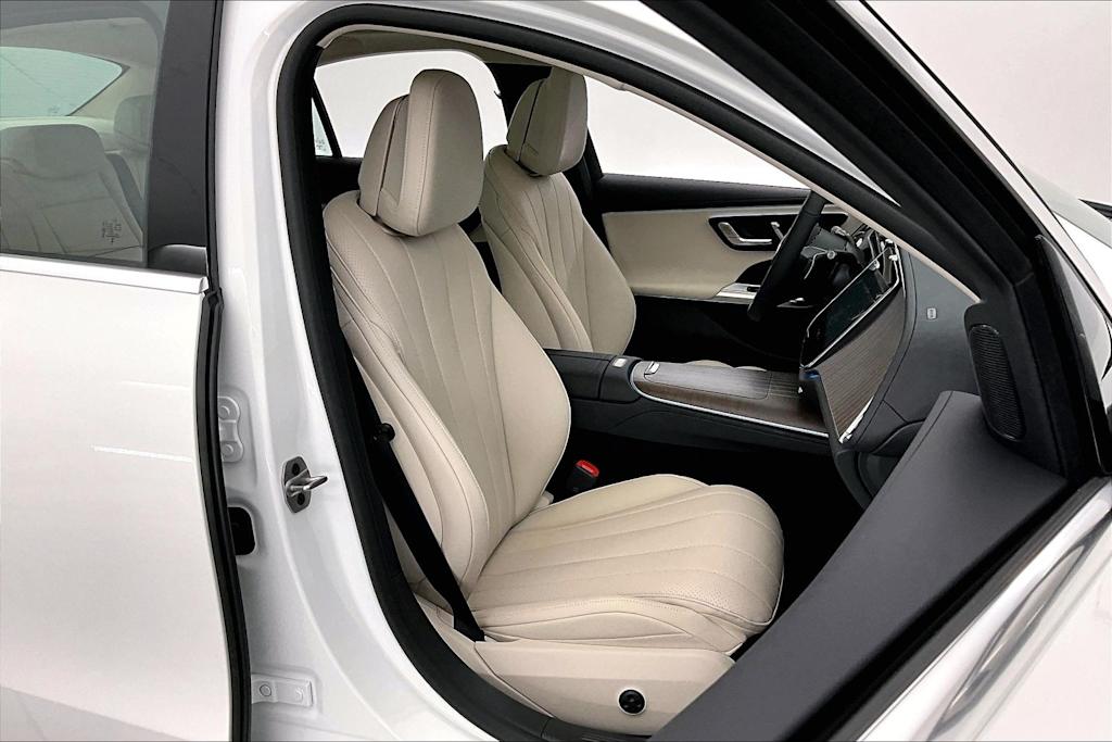 Thumbnail: 2026 Mercedes-Benz E-Class - 12