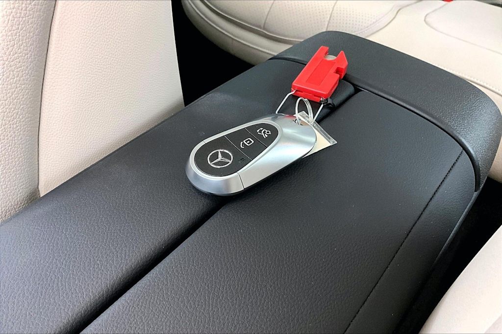 Thumbnail: 2026 Mercedes-Benz E-Class - 22