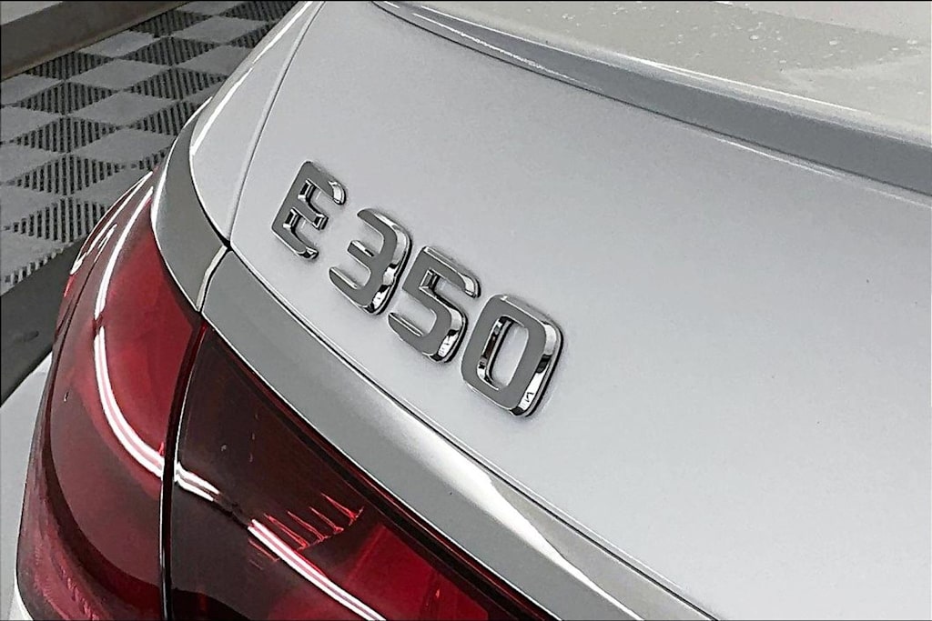 Thumbnail: 2026 Mercedes-Benz E-Class - 7