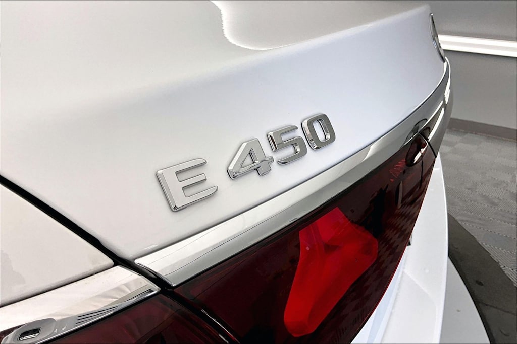 Thumbnail: 2026 Mercedes-Benz E-Class - 7