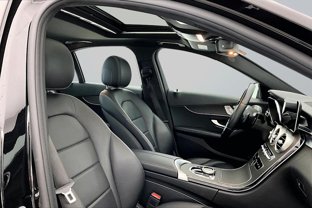 Thumbnail: 2021 Mercedes-Benz C-Class - 12