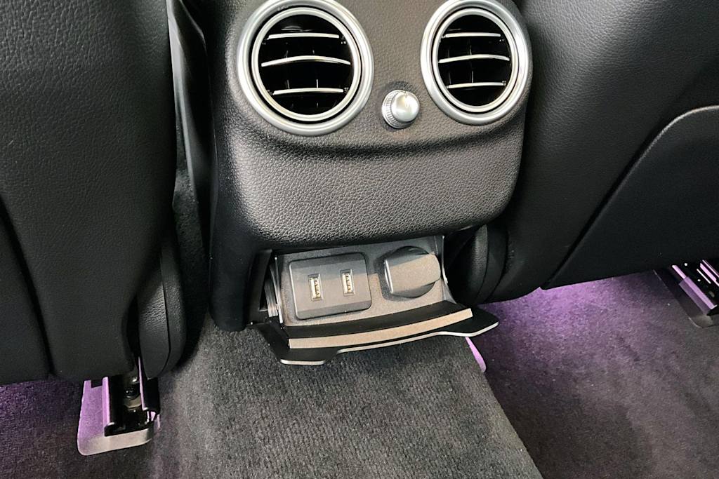 Thumbnail: 2021 Mercedes-Benz C-Class - 30