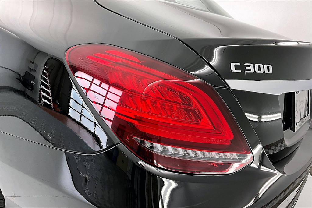 Thumbnail: 2021 Mercedes-Benz C-Class - 26