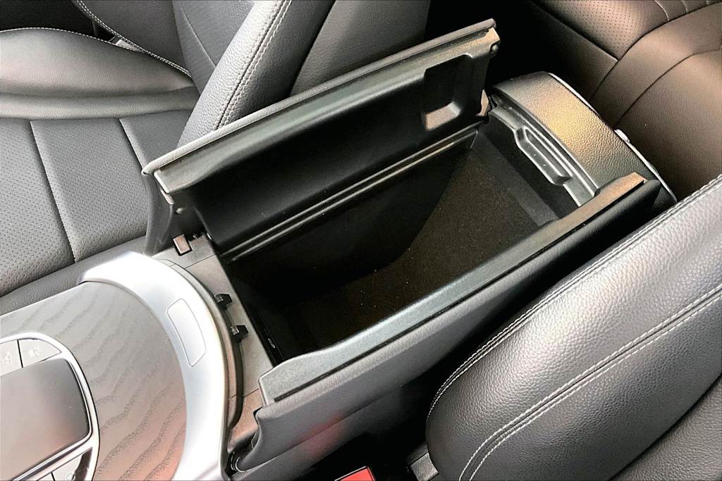 Thumbnail: 2022 Mercedes-Benz GLC - 29