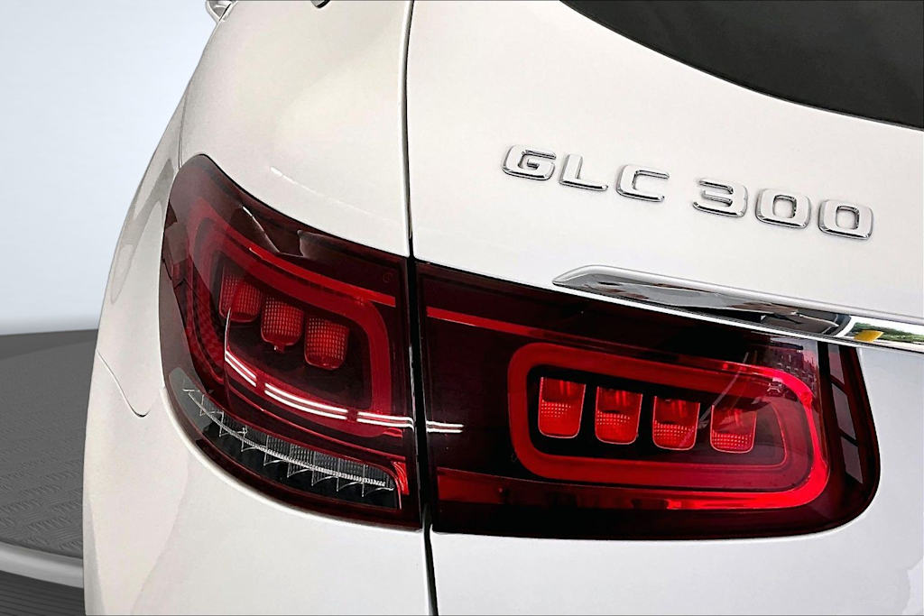 Thumbnail: 2021 Mercedes-Benz GLC - 26