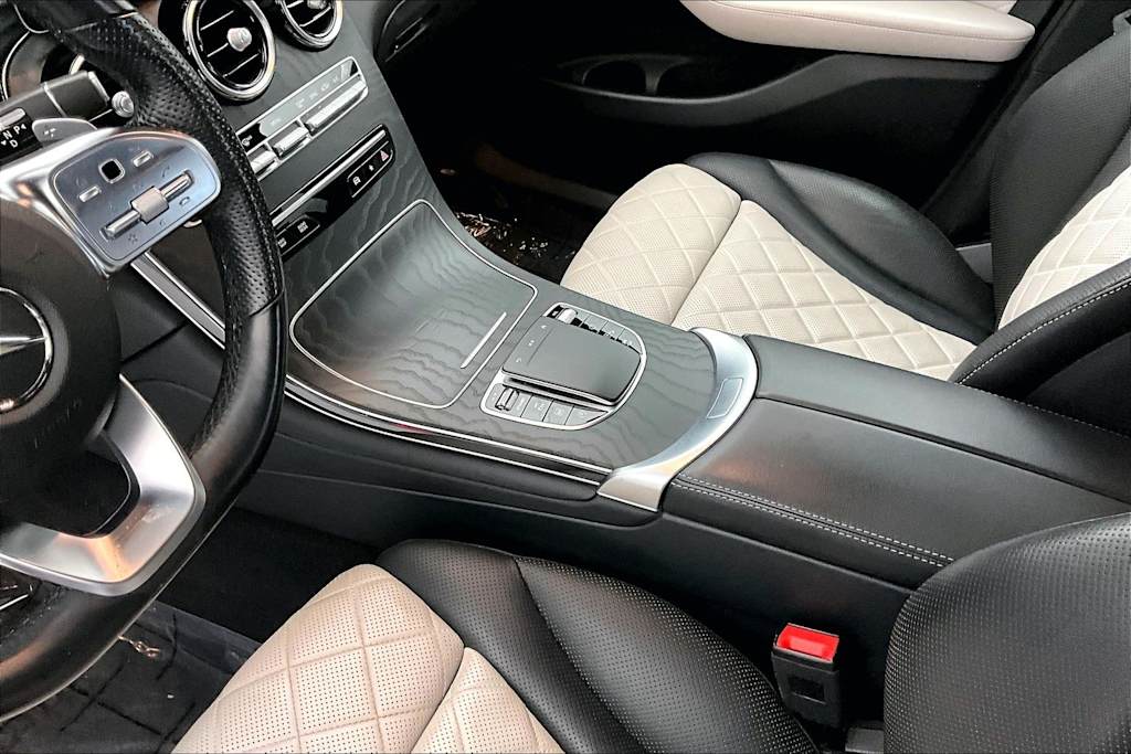 Thumbnail: 2021 Mercedes-Benz GLC - 22