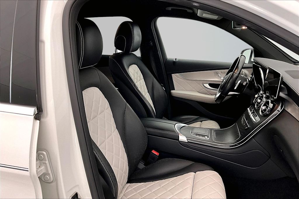 Thumbnail: 2021 Mercedes-Benz GLC - 12