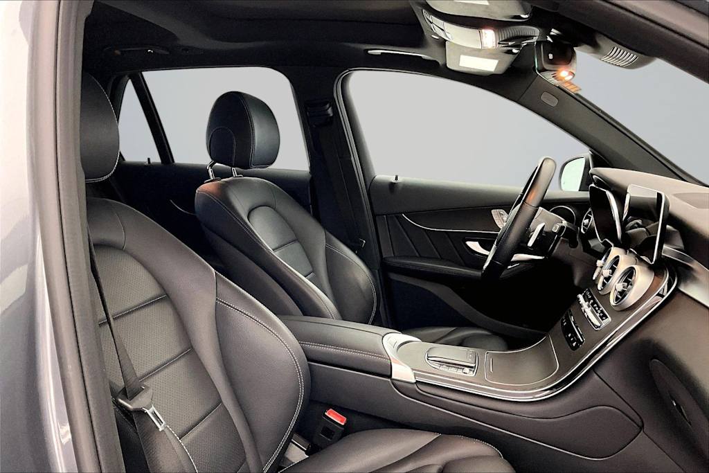 Thumbnail: 2022 Mercedes-Benz GLC - 11