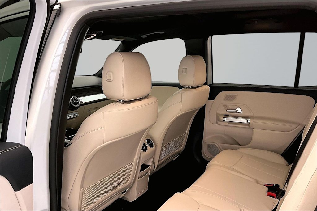 Thumbnail: 2026 Mercedes-Benz GLB - 13