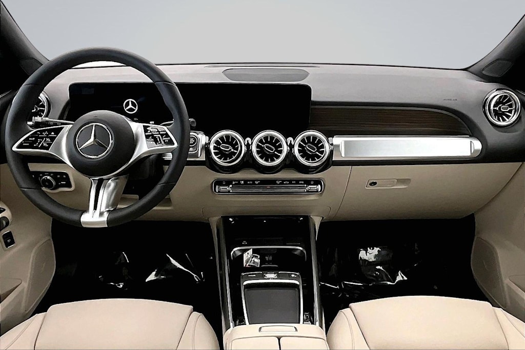 Thumbnail: 2026 Mercedes-Benz GLB - 10