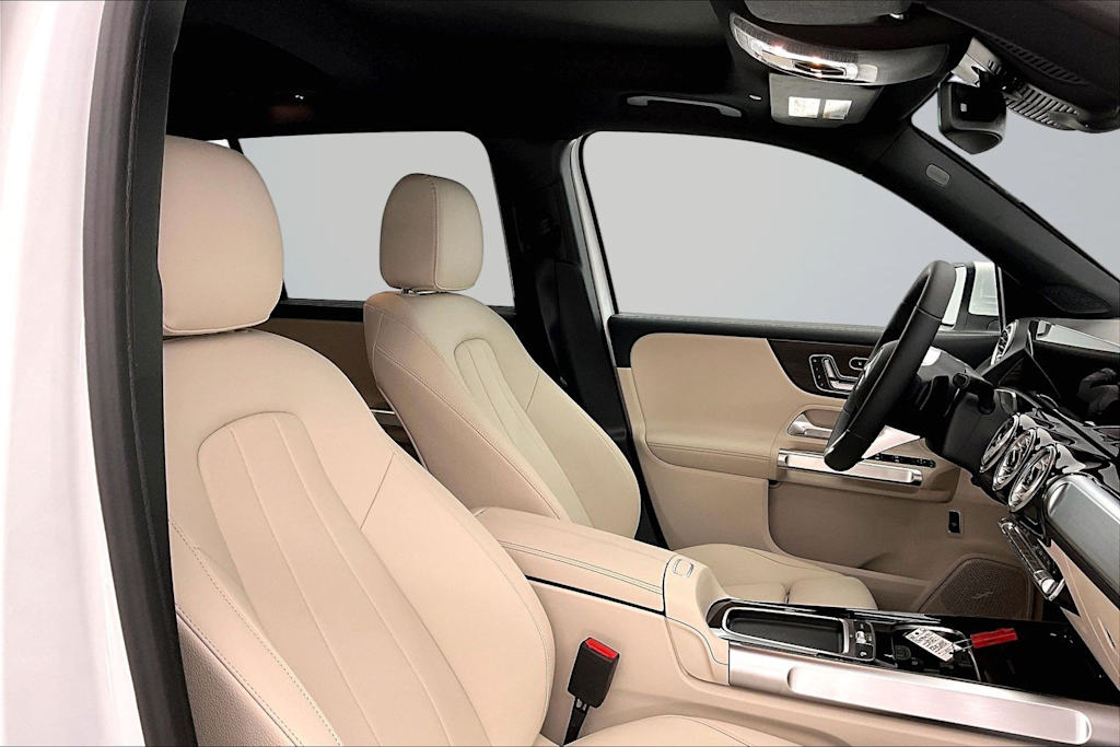 Thumbnail: 2026 Mercedes-Benz GLB - 12