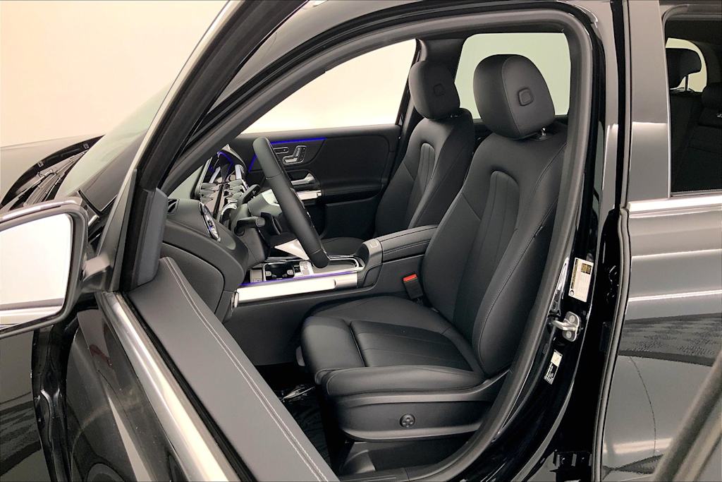 Thumbnail: 2026 Mercedes-Benz GLB - 11
