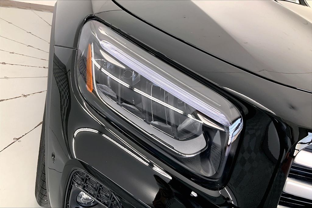 Thumbnail: 2026 Mercedes-Benz GLB - 7
