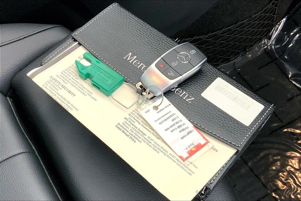 Thumbnail: 2020 Mercedes-Benz GLB - 21