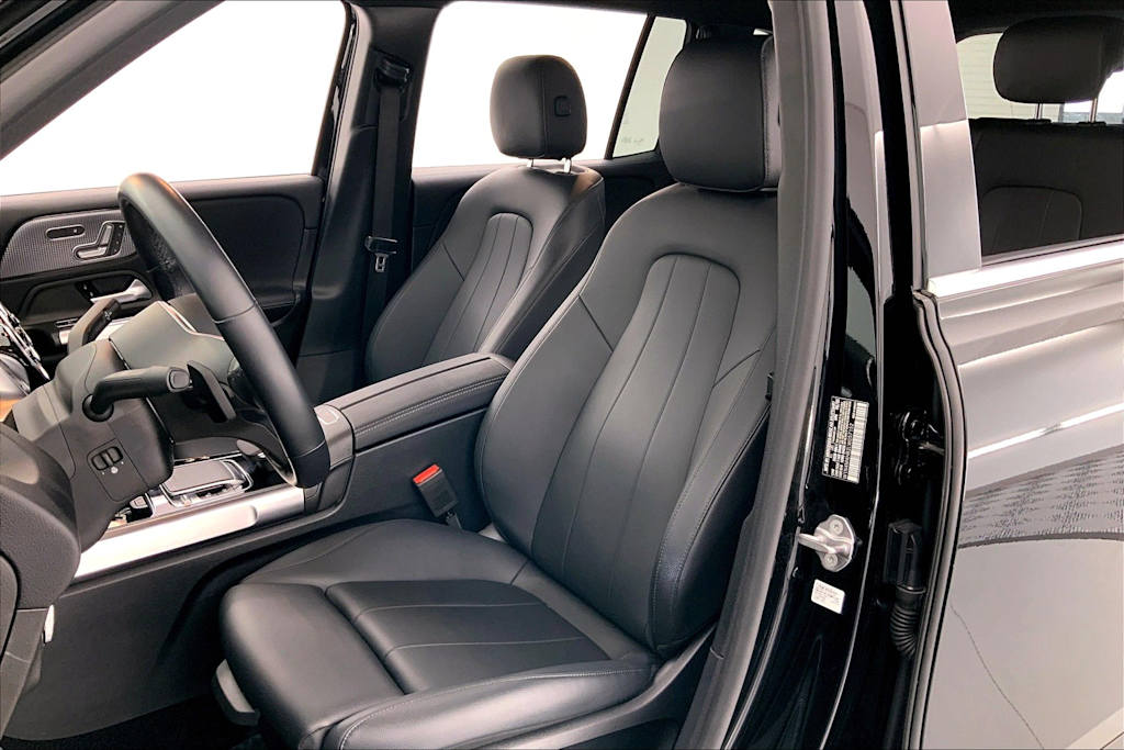 Thumbnail: 2020 Mercedes-Benz GLB - 11