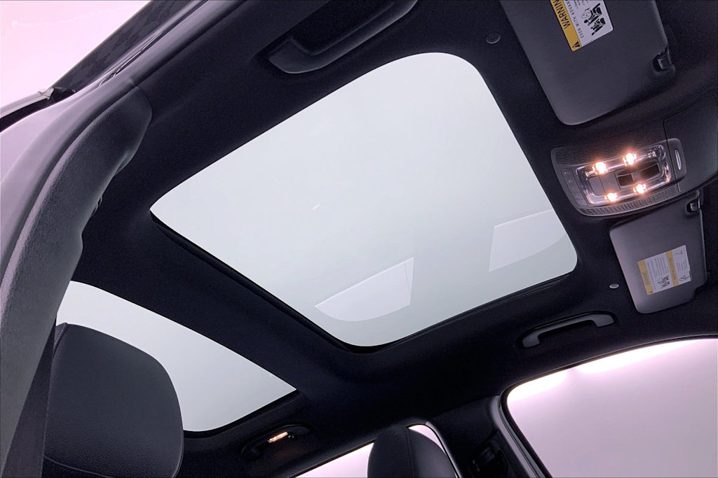 Thumbnail: 2020 Mercedes-Benz GLB - 23