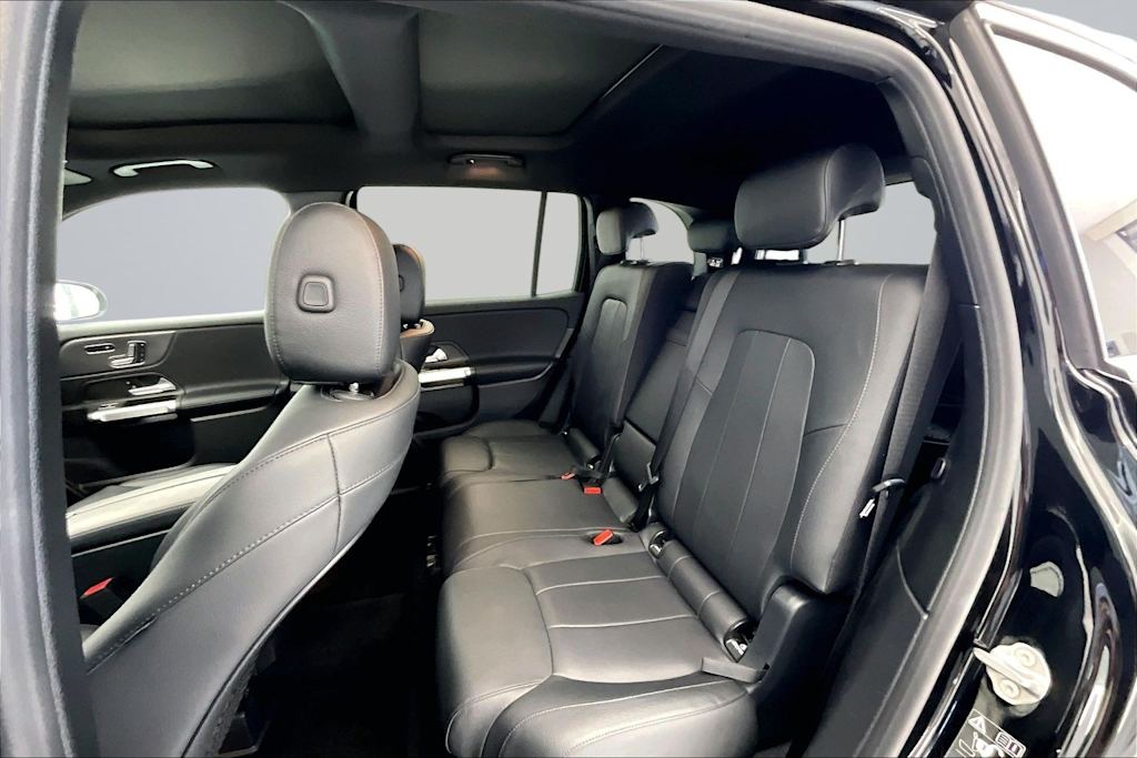 Thumbnail: 2021 Mercedes-Benz GLB - 22