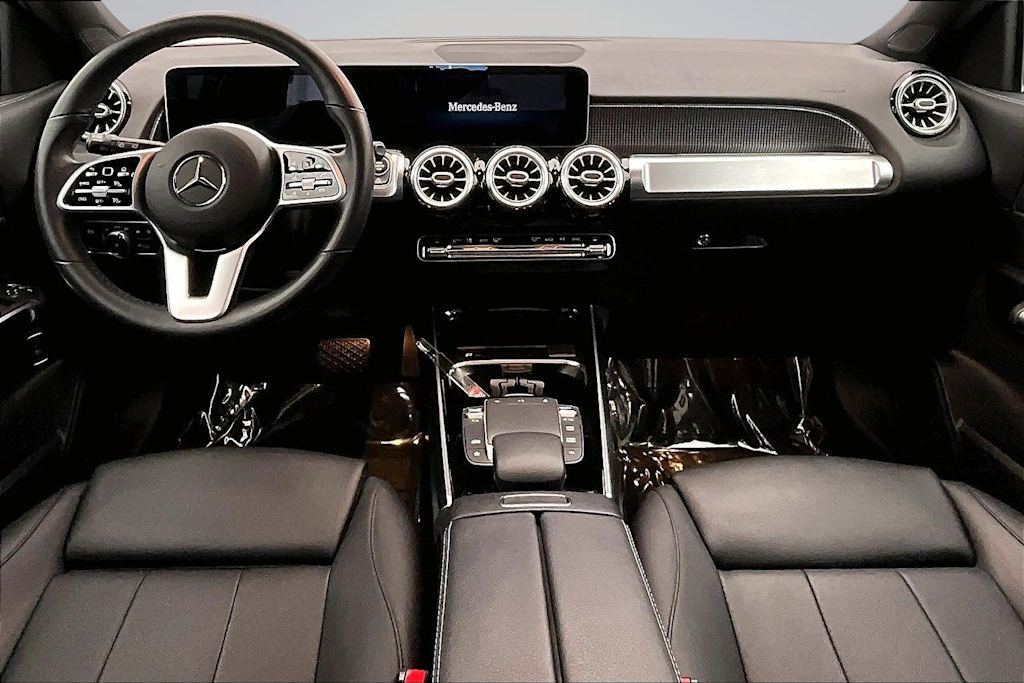 Thumbnail: 2021 Mercedes-Benz GLB - 10