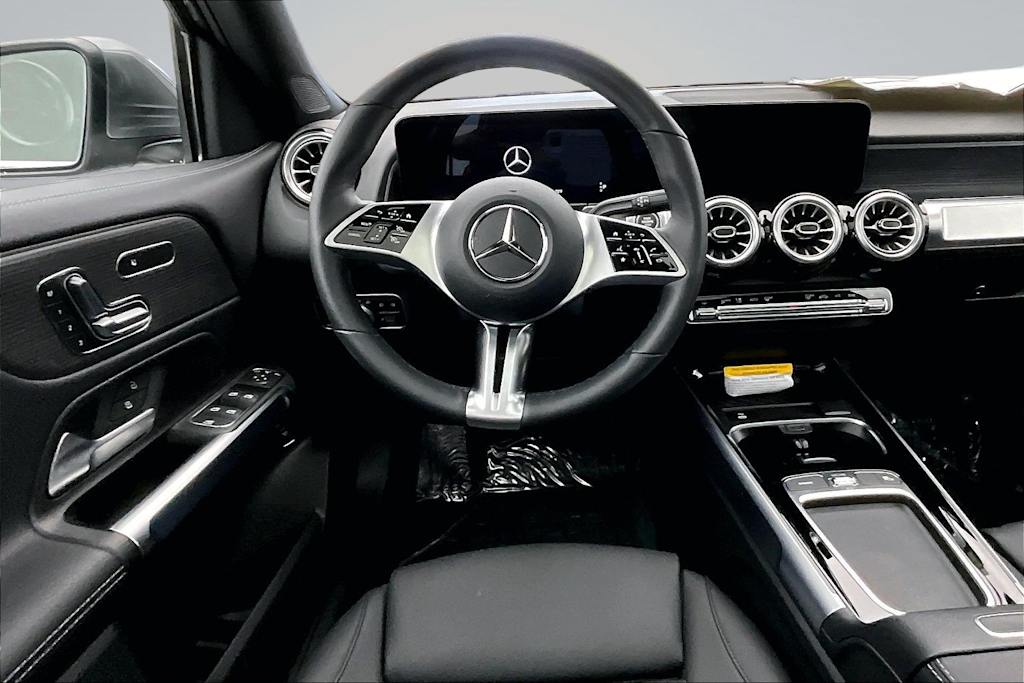 Thumbnail: 2026 Mercedes-Benz GLB - 14