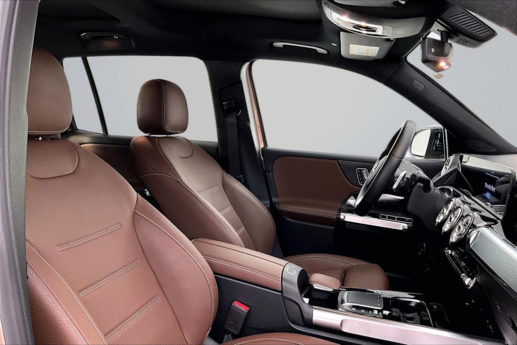 Thumbnail: 2021 Mercedes-Benz GLB - 12