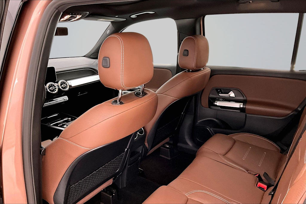 Thumbnail: 2021 Mercedes-Benz GLB - 13
