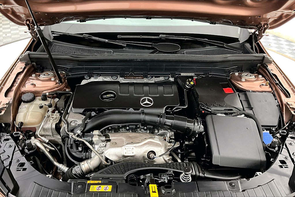 Thumbnail: 2021 Mercedes-Benz GLB - 9