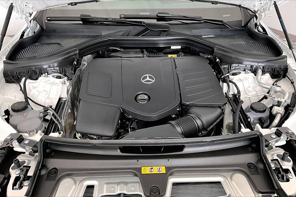 Thumbnail: 2026 Mercedes-Benz GLC - 9