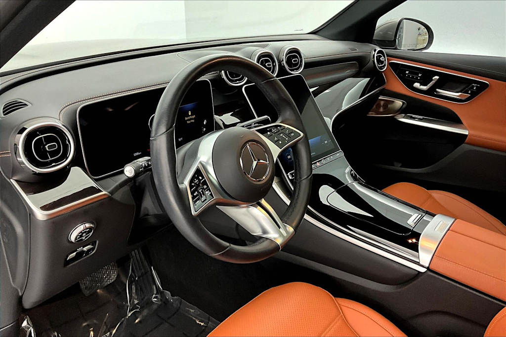 Thumbnail: 2023 Mercedes-Benz GLC - 2