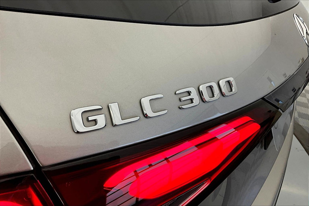 Thumbnail: 2023 Mercedes-Benz GLC - 7