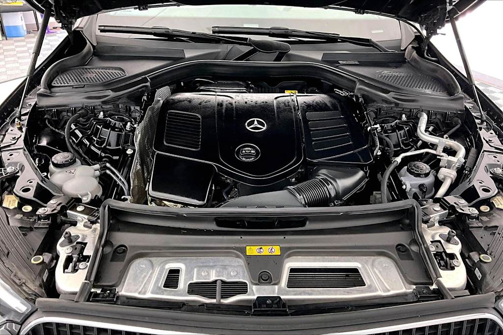 Thumbnail: 2024 Mercedes-Benz GLC - 9