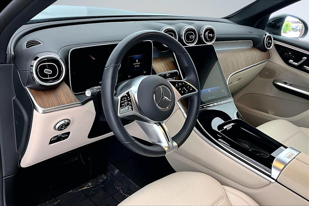 Thumbnail: 2024 Mercedes-Benz GLC - 2