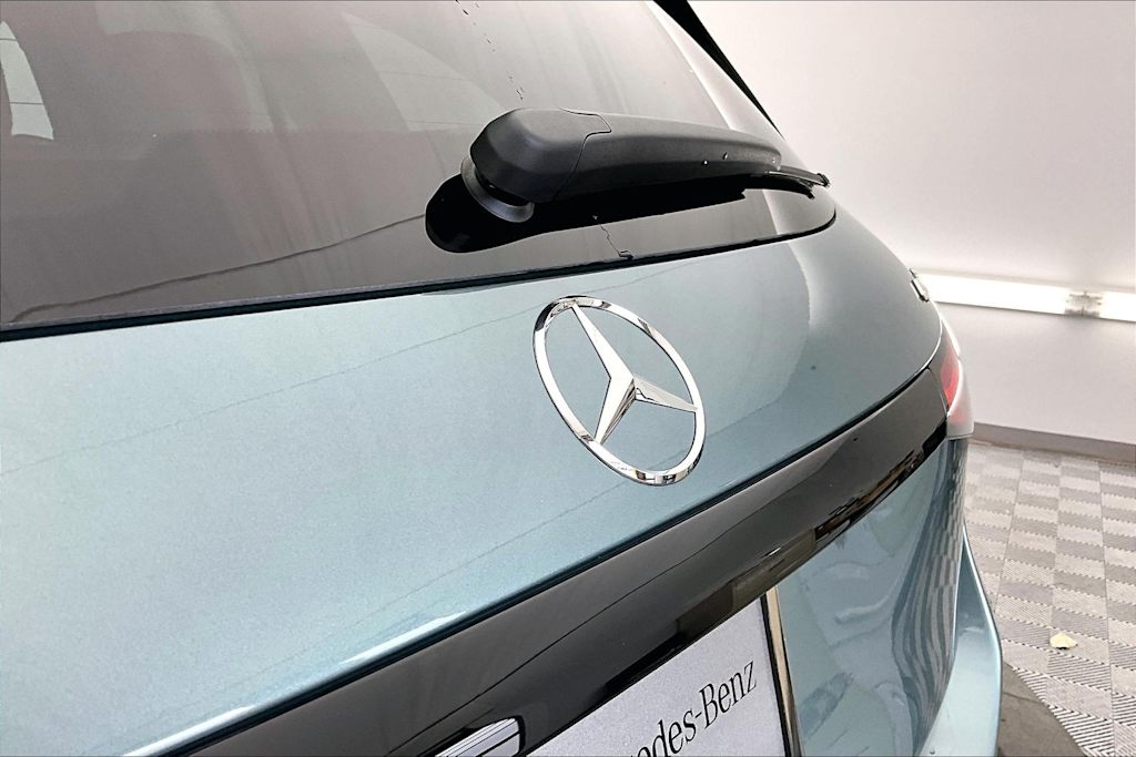 Thumbnail: 2026 Mercedes-Benz GLC - 23