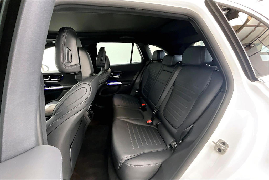 Thumbnail: 2025 Mercedes-Benz GLC - 21