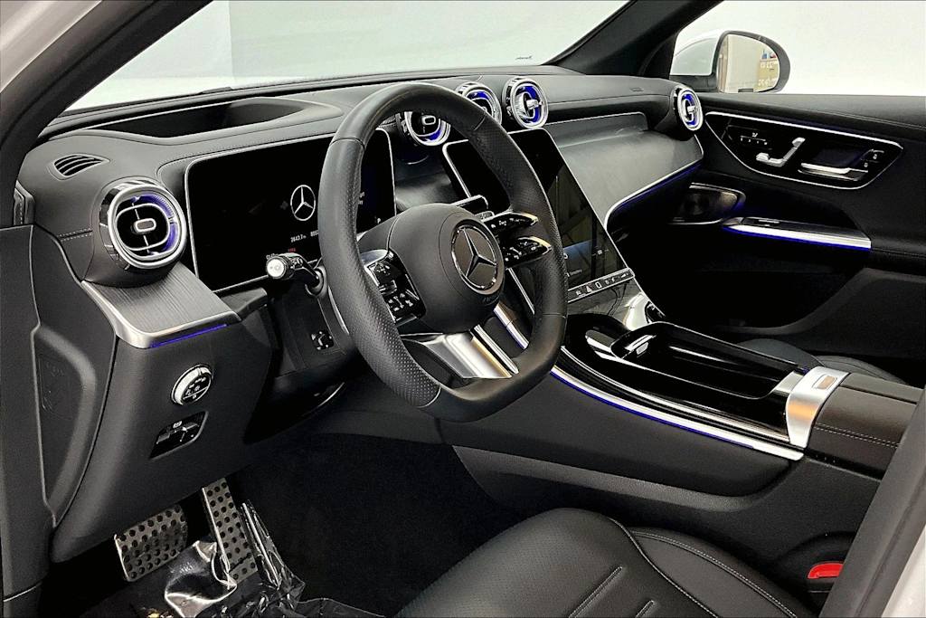 Thumbnail: 2025 Mercedes-Benz GLC - 2