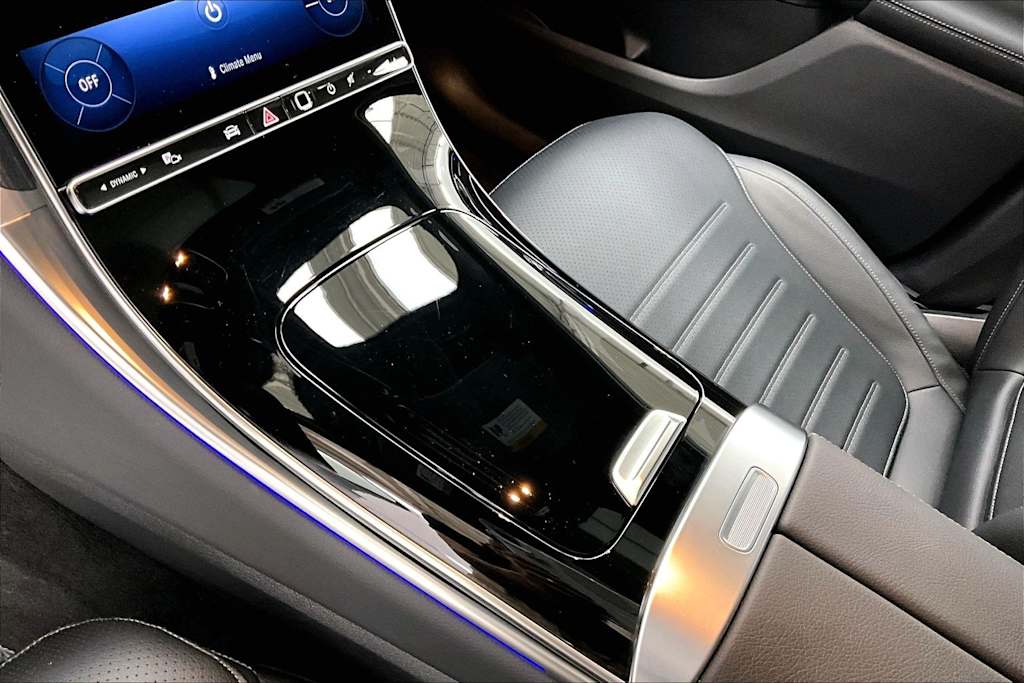 Thumbnail: 2025 Mercedes-Benz GLC - 16