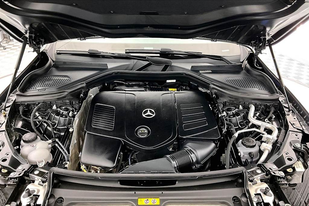 Thumbnail: 2026 Mercedes-Benz GLC - 9