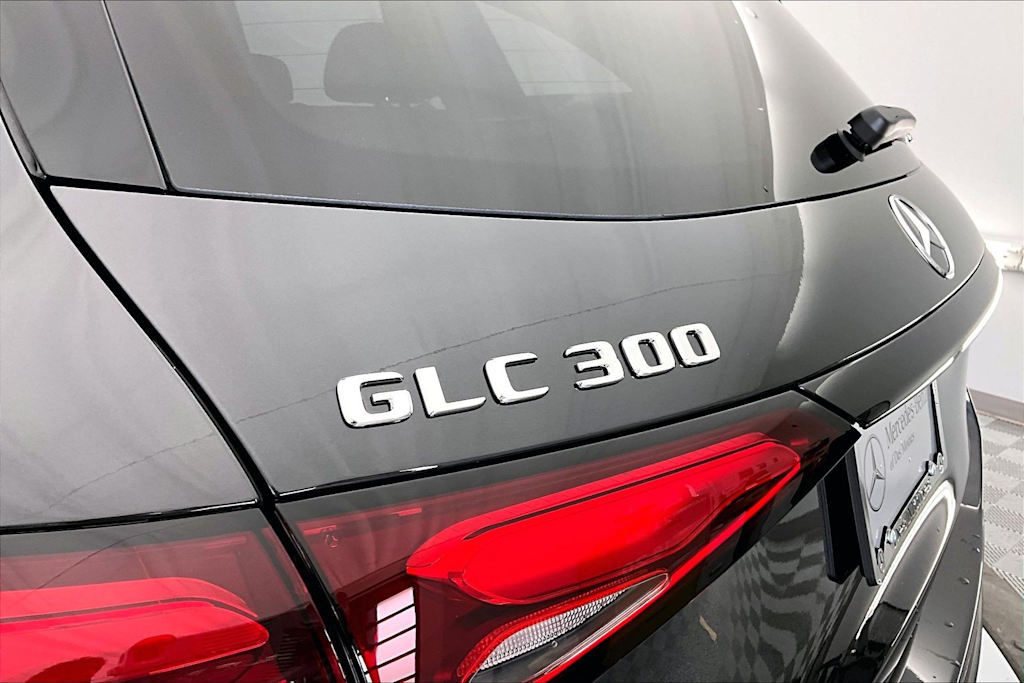 Thumbnail: 2026 Mercedes-Benz GLC - 7