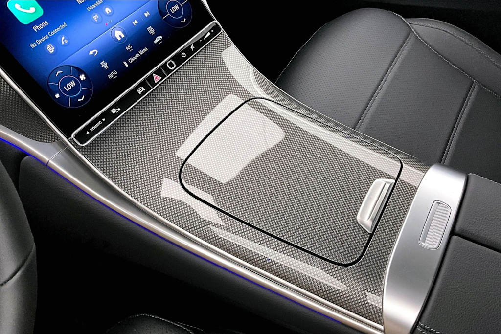 Thumbnail: 2026 Mercedes-Benz GLC - 16
