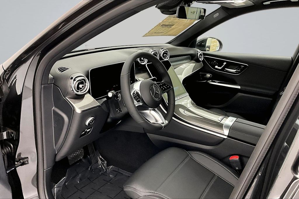 Thumbnail: 2026 Mercedes-Benz GLC - 2