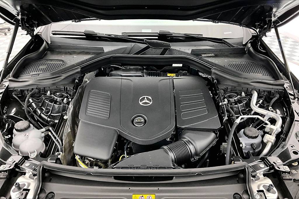 Thumbnail: 2026 Mercedes-Benz GLC - 9