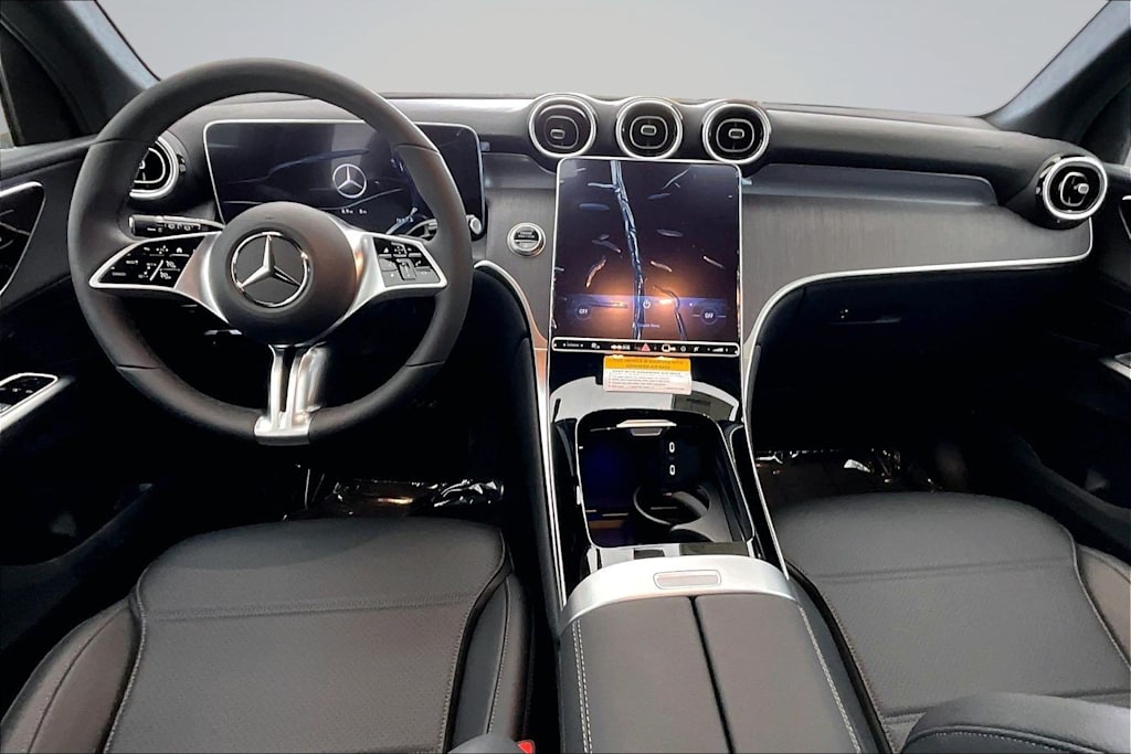Thumbnail: 2026 Mercedes-Benz GLC - 10