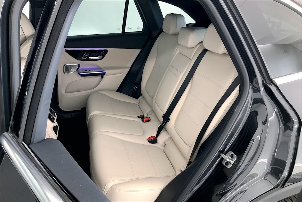 Thumbnail: 2026 Mercedes-Benz GLC - 22
