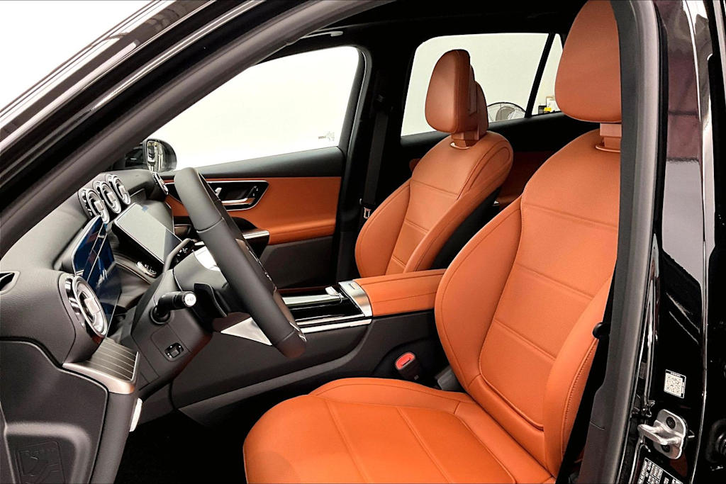 Thumbnail: 2026 Mercedes-Benz GLC - 9